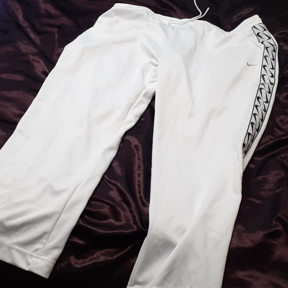 Nike Sweatpants - Picture 1 of 1